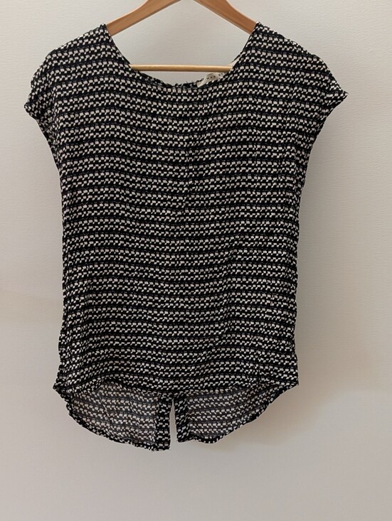 Max Studio Tops - Max Studio Black and White Patterned Camisole Top